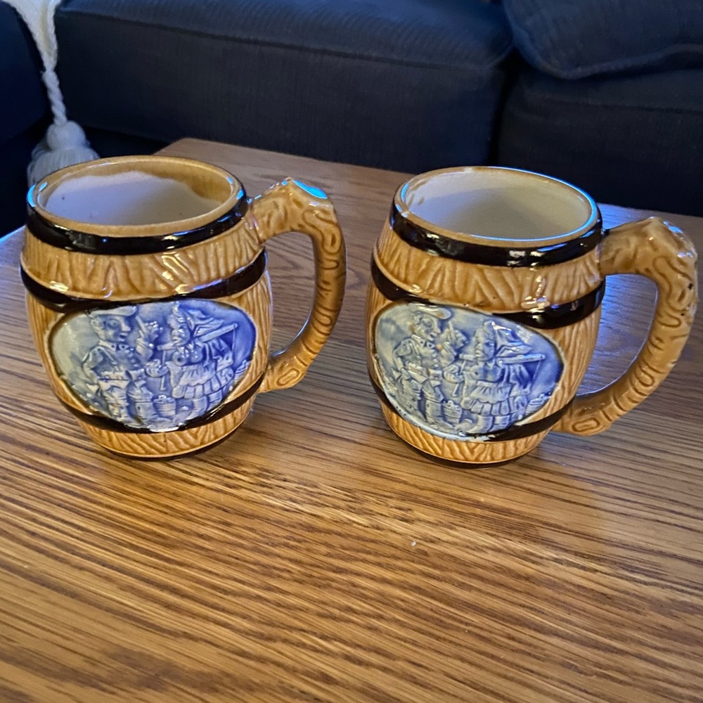 2 Vintage Japan Barrel Drinking Mugs